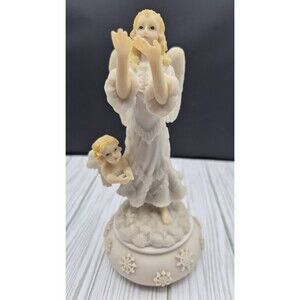 House of Lloyd Christmas Around The World Gift Of Snow Music Box Angel Cherub